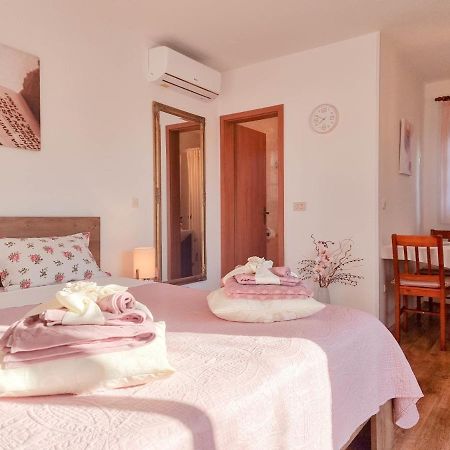 Santo Διαμέρισμα Novigrad Istria Εξωτερικό φωτογραφία
